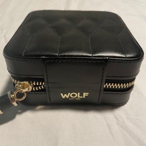 EUC Wolf Black Travel Jewelry box